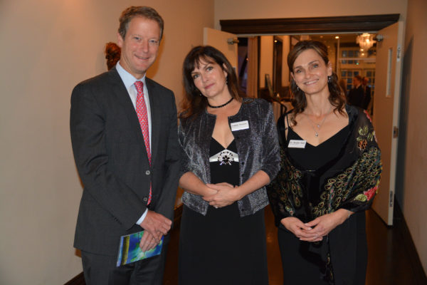 President Peter Kendall of Earth Rangers, TWC Executive Director Nathalie Karvonen and Dr. Heather Reid the Head Wildlife Veterinarian at TWC.